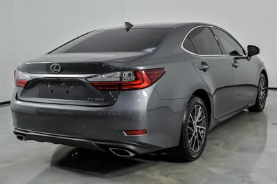 2016 Lexus ES 350   - Photo 12 - Joliet, IL 60435