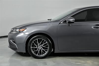 2016 Lexus ES 350   - Photo 7 - Joliet, IL 60435