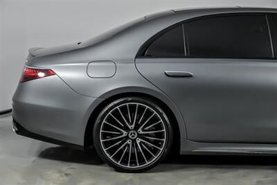 2024 Mercedes-Benz S 580 4MATIC-HUGE MSRP-FACTORY MATTE ON RED - Photo 13 - Joliet, IL 60435