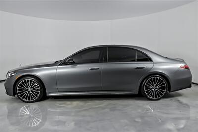 2024 Mercedes-Benz S 580 4MATIC-HUGE MSRP-FACTORY MATTE ON RED - Photo 8 - Joliet, IL 60435