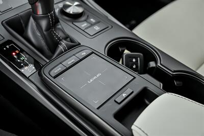2021 Lexus IS 350 F SPORT   - Photo 34 - Joliet, IL 60435
