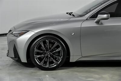 2021 Lexus IS 350 F SPORT   - Photo 6 - Joliet, IL 60435