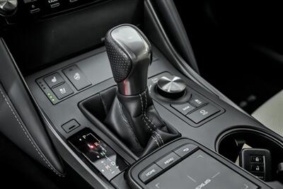 2021 Lexus IS 350 F SPORT   - Photo 33 - Joliet, IL 60435