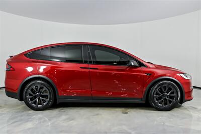 2022 Tesla Model X   - Photo 14 - Joliet, IL 60435