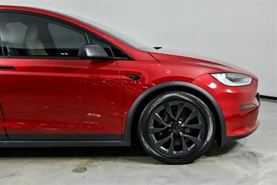 2022 Tesla Model X   - Photo 15 - Joliet, IL 60435