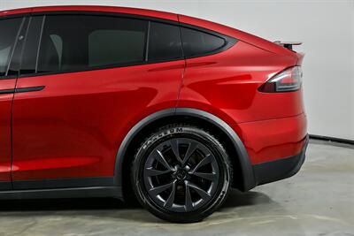 2022 Tesla Model X   - Photo 9 - Joliet, IL 60435