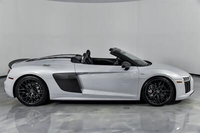 2018 Audi R8 5.2 quattro V10 Plus Spyder   - Photo 14 - Joliet, IL 60435