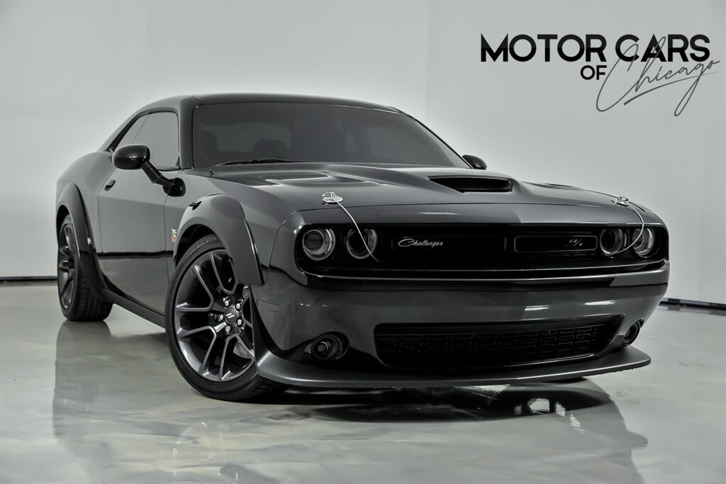 2023 Dodge Challenger R/T Scat Pack   - Photo 1 - Joliet, IL 60435