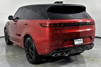 2023 Land Rover Range Rover Sport P530 First Edition   - Photo 10 - Joliet, IL 60435