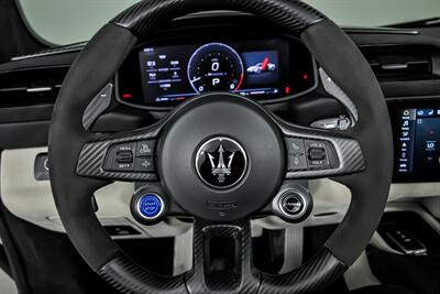 2023 Maserati MC20 Cielo -$50K MODS-WHEELS-WRAPPED-AUDIO!   - Photo 27 - Joliet, IL 60435