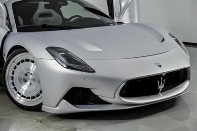 2023 Maserati MC20 Cielo -$50K MODS-WHEELS-WRAPPED-AUDIO!   - Photo 3 - Joliet, IL 60435