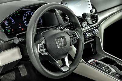 2019 Honda Accord Hybrid   - Photo 25 - Joliet, IL 60435