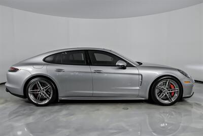 2017 Porsche Panamera Turbo - Photo 14 - Joliet, IL 60435