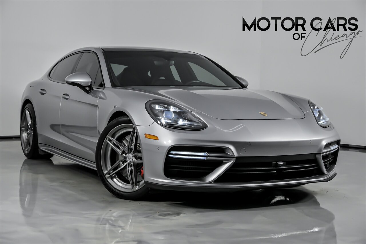 2017 Porsche Panamera Turbo's photo