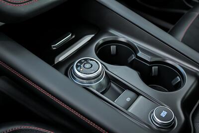 2025 Ford Explorer ST   - Photo 37 - Joliet, IL 60435