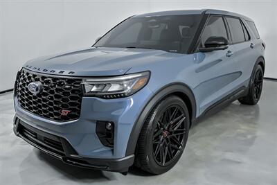 2025 Ford Explorer ST   - Photo 6 - Joliet, IL 60435