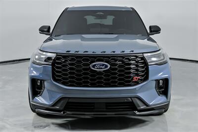2025 Ford Explorer ST   - Photo 5 - Joliet, IL 60435