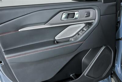 2025 Ford Explorer ST   - Photo 17 - Joliet, IL 60435
