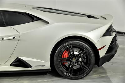 2020 Lamborghini Huracan EVO-MATTE WHITE WRAP   - Photo 9 - Joliet, IL 60435