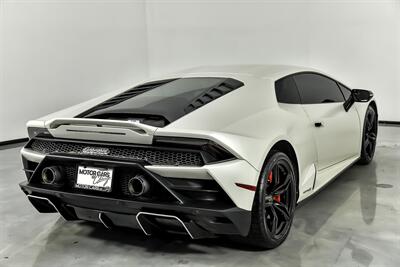 2020 Lamborghini Huracan EVO-MATTE WHITE WRAP   - Photo 12 - Joliet, IL 60435