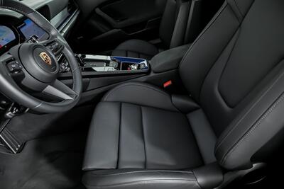 2024 Porsche 911 Carrera GTS - Photo 25 - Joliet, IL 60435