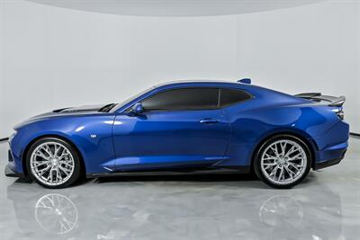 2021 Chevrolet Camaro ZL1   - Photo 8 - Joliet, IL 60435