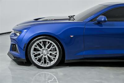 2021 Chevrolet Camaro ZL1   - Photo 7 - Joliet, IL 60435