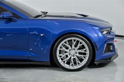 2021 Chevrolet Camaro ZL1   - Photo 15 - Joliet, IL 60435