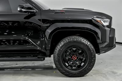 2025 Toyota 4Runner TRD Pro HV - Photo 15 - Joliet, IL 60435