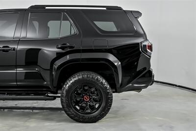 2025 Toyota 4Runner TRD Pro HV - Photo 9 - Joliet, IL 60435