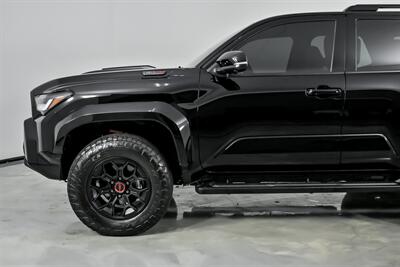 2025 Toyota 4Runner TRD Pro HV - Photo 7 - Joliet, IL 60435
