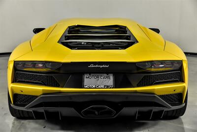 2018 Lamborghini Aventador LP 740-4 S   - Photo 11 - Joliet, IL 60435