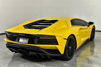 2018 Lamborghini Aventador LP 740-4 S   - Photo 12 - Joliet, IL 60435