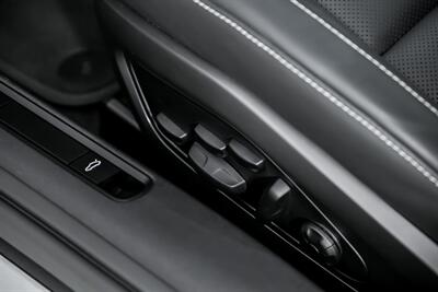 2025 Porsche 911 Carrera - Photo 24 - Joliet, IL 60435