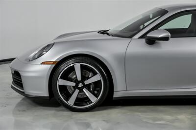 2025 Porsche 911 Carrera - Photo 7 - Joliet, IL 60435