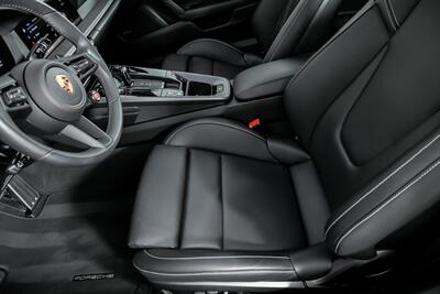 2025 Porsche 911 Carrera - Photo 21 - Joliet, IL 60435
