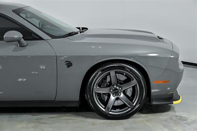 2023 Dodge Challenger SRT Hellcat Jailbreak   - Photo 15 - Joliet, IL 60435