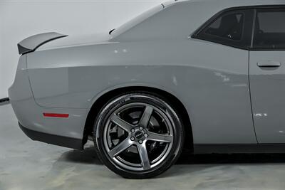 2023 Dodge Challenger SRT Hellcat Jailbreak   - Photo 13 - Joliet, IL 60435