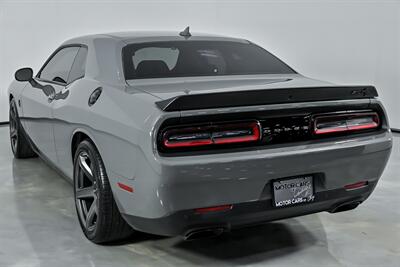 2023 Dodge Challenger SRT Hellcat Jailbreak   - Photo 10 - Joliet, IL 60435
