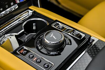 2022 Rolls-Royce Black Badge Cullinan   - Photo 41 - Joliet, IL 60435
