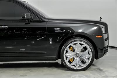 2022 Rolls-Royce Black Badge Cullinan   - Photo 15 - Joliet, IL 60435