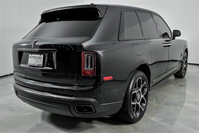 2022 Rolls-Royce Black Badge Cullinan   - Photo 12 - Joliet, IL 60435