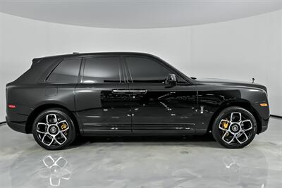 2022 Rolls-Royce Black Badge Cullinan   - Photo 14 - Joliet, IL 60435