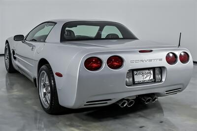 2002 Chevrolet Corvette Z06   - Photo 10 - Joliet, IL 60435