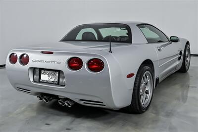 2002 Chevrolet Corvette Z06   - Photo 12 - Joliet, IL 60435