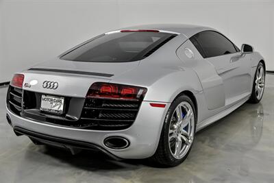 2012 Audi R8 5.2 quattro   - Photo 13 - Joliet, IL 60435