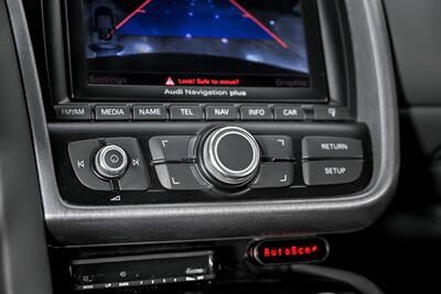 2012 Audi R8 5.2 quattro   - Photo 33 - Joliet, IL 60435
