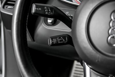 2012 Audi R8 5.2 quattro   - Photo 29 - Joliet, IL 60435