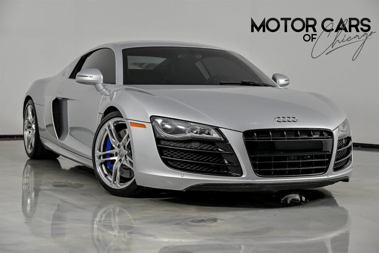 2012 Audi R8 5.2 quattro - Photo 1 - Joliet, IL 60435