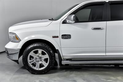 2017 RAM 1500 Laramie Longhorn   - Photo 7 - Joliet, IL 60435